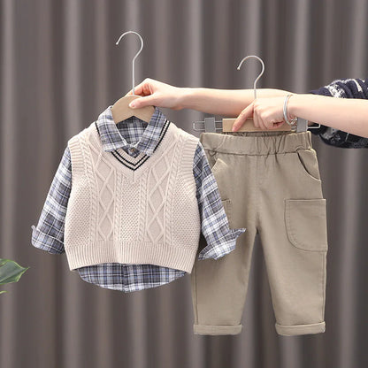 Baby-Jungen-Kleidung